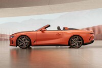 ベントレーが最後のW12搭載モデル「バトゥール コンバーチブル」を公開の画像