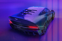 V12エンジンと6段MTで操る喜びを追求　アストンマーティンが限定車「ヴァラー」を発表の画像