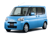 ダイハツ、後付けのペダル踏み間違え急発進抑制安全装置を発売