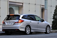 「ハイブリッドX」には安全運転支援システム「Honda SENSING（ホンダ センシング）」が標準で装備される。