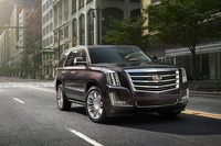 新型キャデラック・エスカレードがデビューの画像