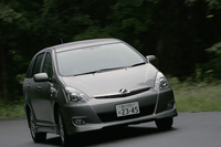 トヨタ・ウィッシュ X エアロスポーツ・パッケージ（2WD)【ブリーフテスト】の画像