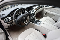 「CLS350ブルーエフィシェンシー シューティングブレーク」のインストゥルメントパネル。