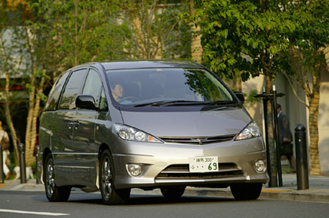 【スペック】全長×全幅×全高＝4795×1790×1755mm/ホイールベース＝2900mm/車重＝1730kg/駆動方式＝FF/3リッターV6DOHC24バルブ（220ps/5800rpm、31.0kgm/4400rpm）/車両本体価格＝302.0万円（テスト車＝377.9万円）