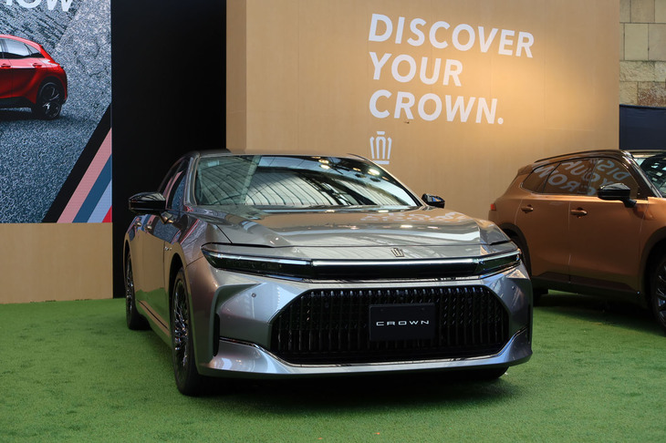 トヨタ・クラウン セダン