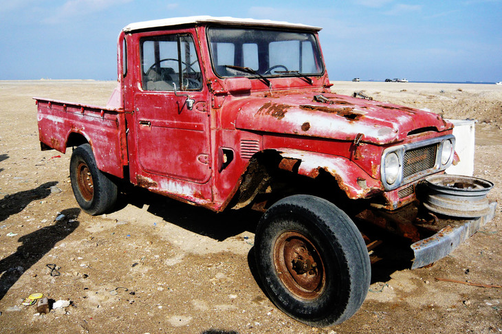 アラブ首長国連邦で使い込まれた40系。