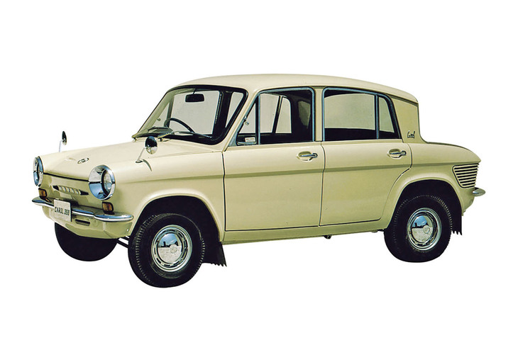 1962年内にボディーを4ドア化して600ccエンジンを積んだ小型車登録の「キャロル600」を発売して、軽モデルは「キャロル360」に改称。翌1963年にはキャロル360にも4ドア（写真）を追加した。