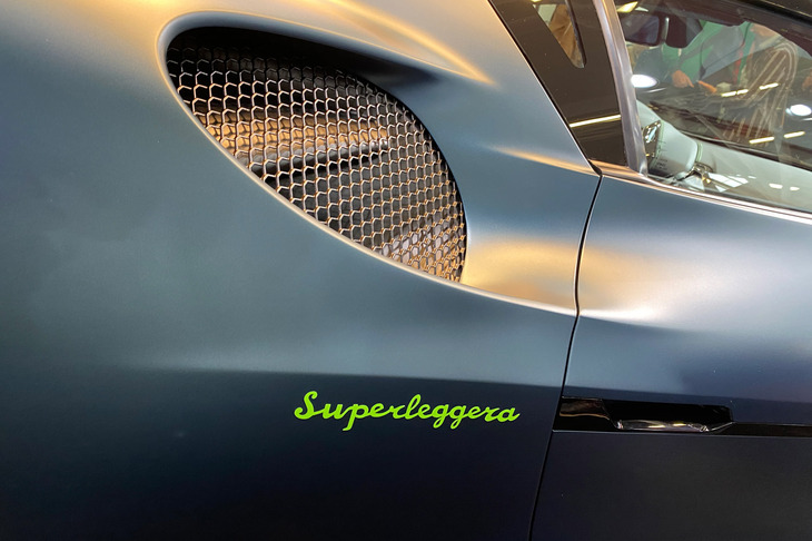 3次元曲面を多用し、ハーモニーをかたちづくっていくことが、トゥーリングの伝統であり、これからも守っていきたいという。