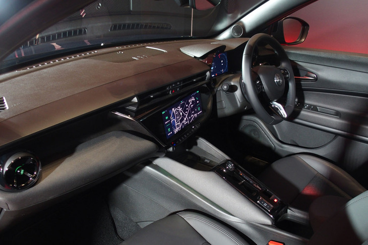 アルファ・ロメオ・ジュニア（コックピット）