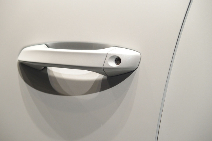 プジョー408アリュール（アウタードアハンドル）