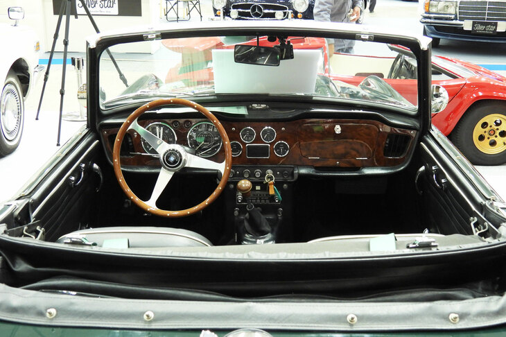 トライアンフTR-4（1966年）