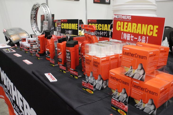 MOTHERSのブース。