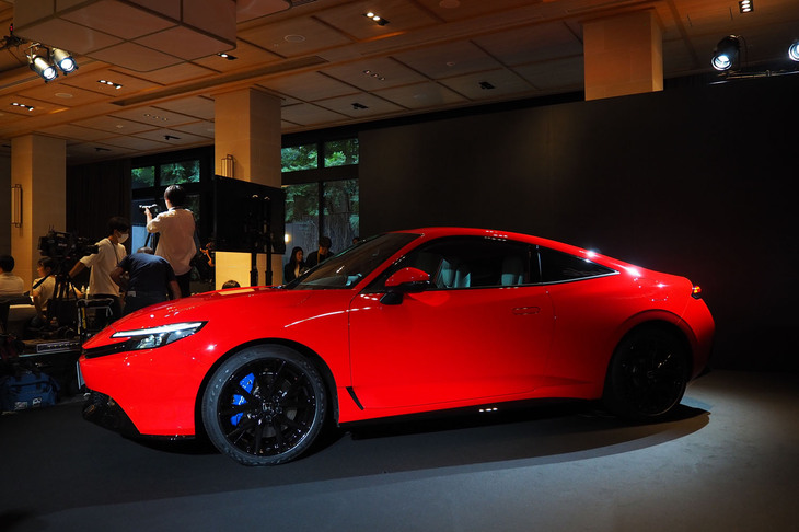 ホンダ・プレリュード（サイドビュー）