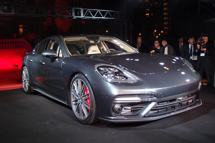 ポルシェ・パナメーラ