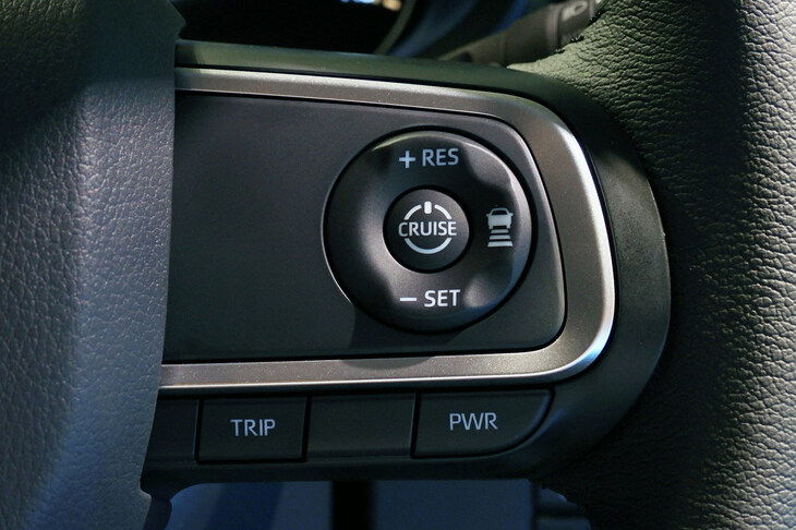 ダイハツ・ムーヴRS（ステアリングスイッチ）