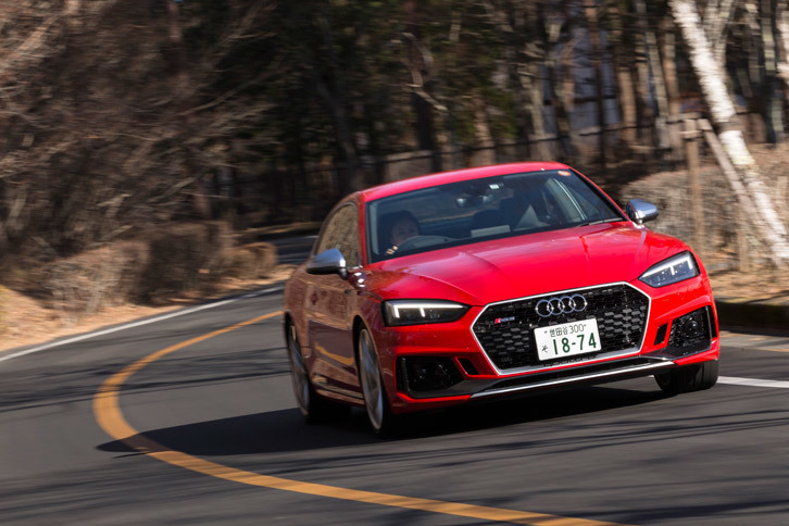 0-100km/h加速が3.9秒という動力性能を実現している「RS 5クーペ」。最高速については、リミッターで280km/hに制限されている。