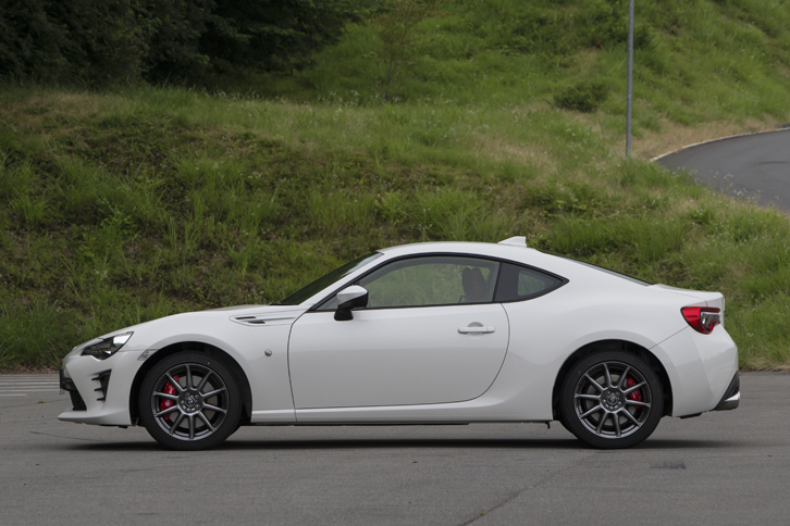 トヨタ86 GTプロトタイプ（ブレンボブレーキ装着車）