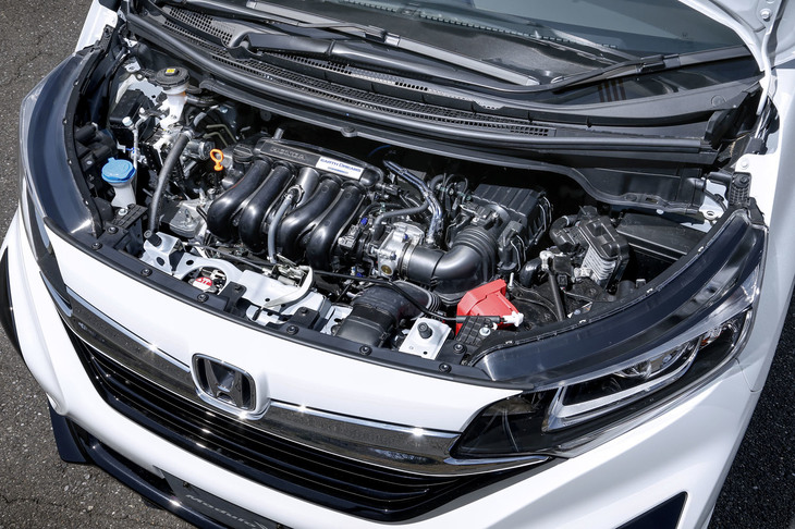 ホンダ・フリード モデューロX Honda SENSING（エンジン）