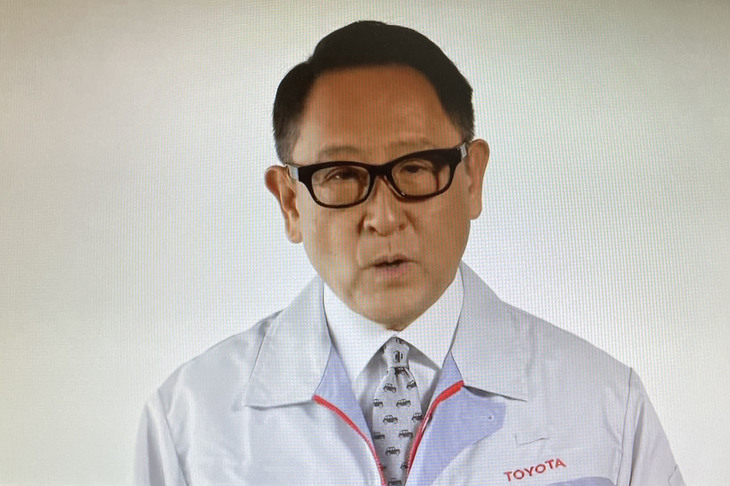 ビデオメッセージで登場したトヨタ自動車の豊田章男社長は、新型「アクア」を初めて運転したときに「いい感じ。非常にいい感じ」という言葉が自然と口を突いたとコメントした。