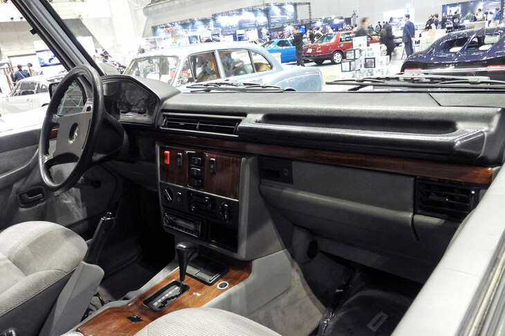 メルセデス・ベンツ300GDカブリオレ（1991年／STRAD＆Co.）