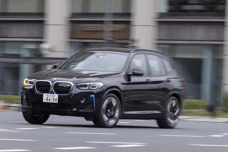BMW iX3 Mスポーツ