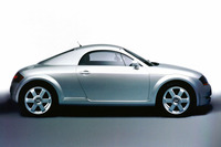 「TT」の原型となったコンセプトモデル。1995年のフランクフルトショーで発表された。