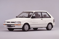 1984年に登場したスバルのコンパクトカー「ジャスティ」。1987年にスチールベルト式CVTを搭載したモデルが設定されたが、高価格だったために販売はいまひとつだった。