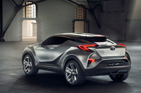 トヨタ、5ドア仕様のC-HRコンセプトを公開【フランクフルトショー2015】の画像