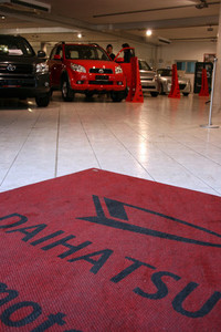 ボクの街のオペル販売店はずいぶん前にトヨタ販売店となり、現在はダイハツと韓国のサンヨン自動車を併売している。