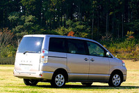 トヨタ・ヴォクシー V 2WD（4AT）【ブリーフテスト】の画像