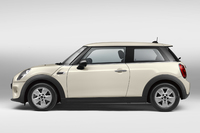 1.2リッターの新型「MINI ONE」国内販売始まるの画像