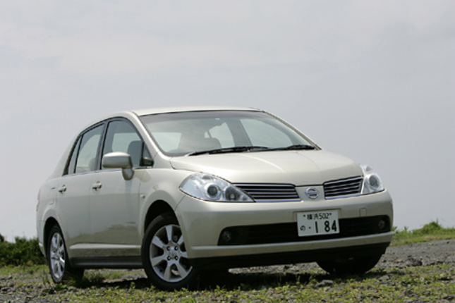 【スペック】全長×全幅×全高＝4395×1695×1535mm／ホイールベース＝2600mm／車重＝1150kg／駆動方式＝FF／1.8リッター直4DOHC 16バルブ（128ps/5200rpm、17.9kgm／4800rpm）／価格＝184万8000円（テスト車＝243万4950円）