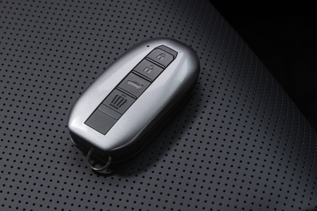 トヨタ 純正 特別仕様電子キー スマートキー クラウンスポーツ