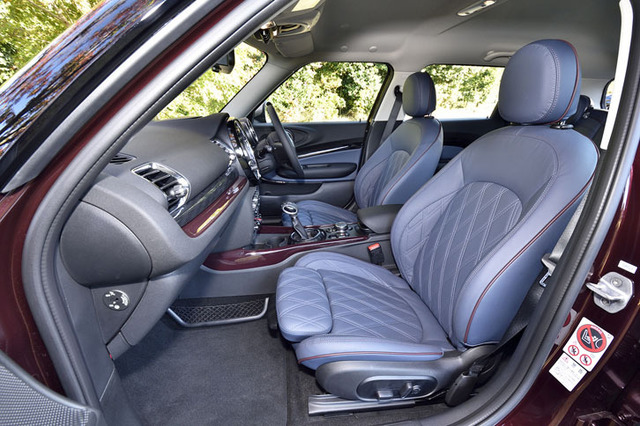 可愛いBMW MINIクラブマン！本革シート！お値下げ交渉OK！ 8月末まで！可愛いBMW MINIクラブマン！本革シート！お値下げ