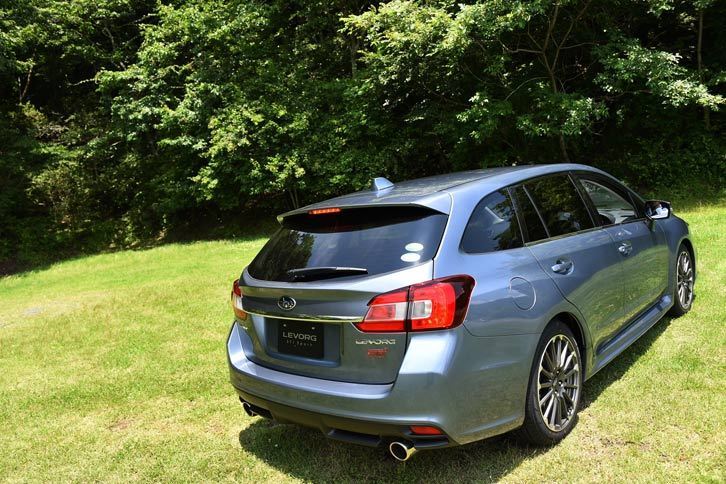 「スバル・レヴォーグ2.0STI Sport EyeSight」