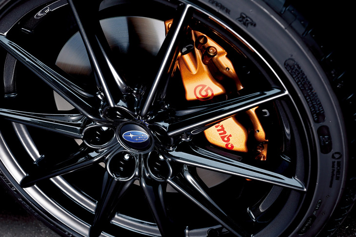 「BRZ STI Sport」にオプション設定されたブレンボ製17インチブレーキ。発売から2カ月を待たずして早々に生産可能台数の上限に達してしまい、2023年11月20日以降は新規注文ができない状況になっていた。