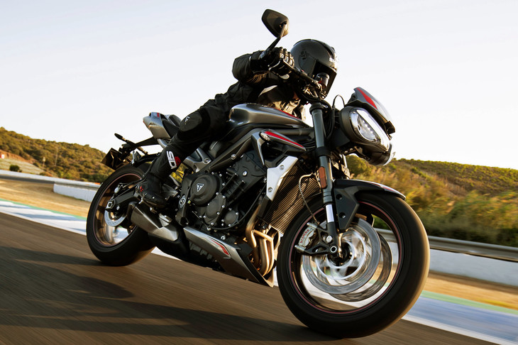 トライアンフ・ストリートトリプルRS