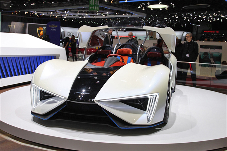 テックルールズ・レン（エクステリア）