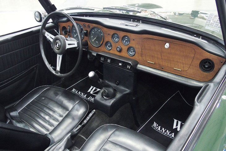 トライアンフTR6（1970年）／WANNA DRIVE