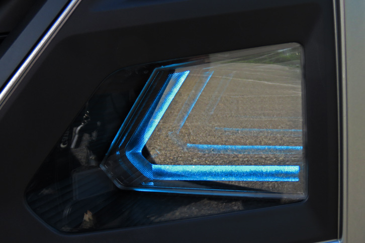 日産セレナ ライダー“AUTECH 30th Anniversary”プロパイロットエディション（エクステリア）