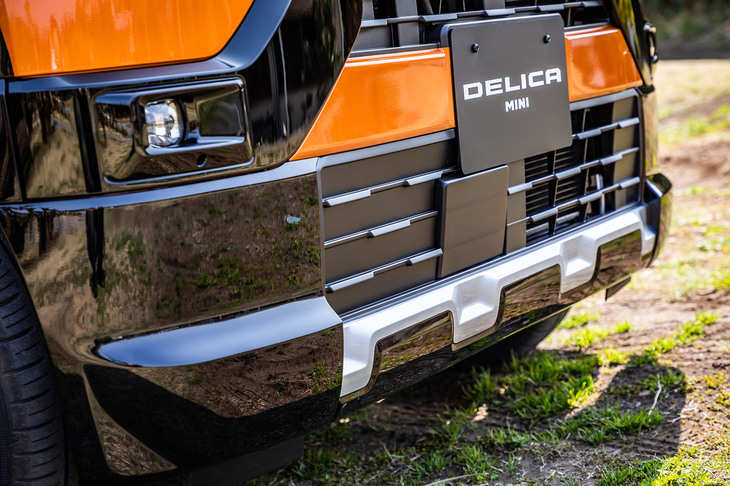 デリカミニTプレミアム（フロントバンパー）