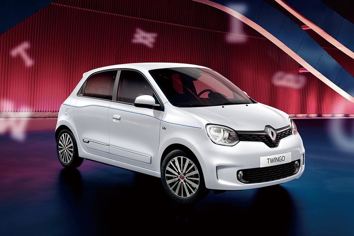 ルノー・トゥインゴ シグネチャー（写真はボディーカラーが「ブラン クオーツ メタリック」のモデル）