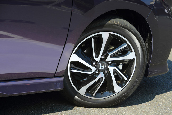 ホンダ・ステップワゴン スパーダ クールスピリットHonda SENSING