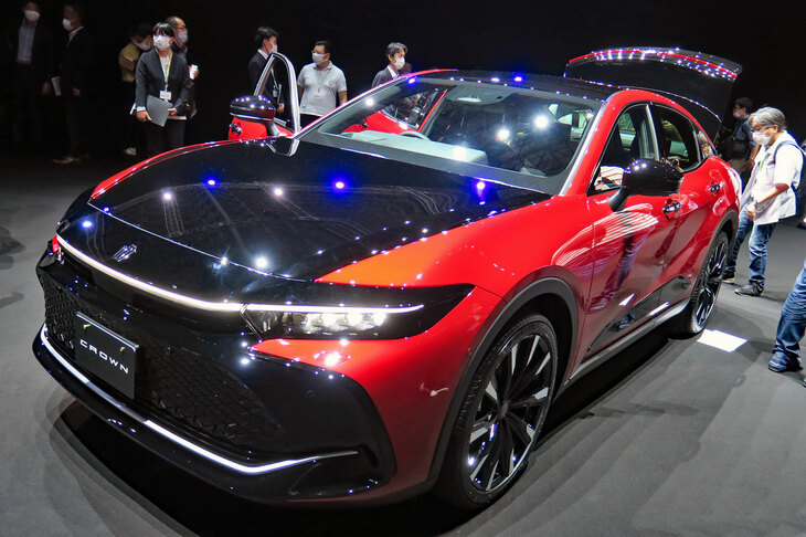 トヨタ・クラウン クロスオーバー（エクステリア）