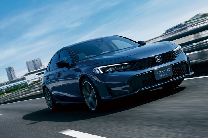 ホンダの「e：HEV」はエンジンが発電を担うシリーズ方式を基本に、一定の条件下におけるエンジン直結モードが備わっているのが特徴だ。