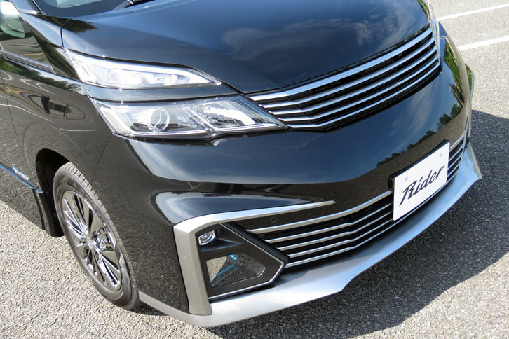 日産セレナ ライダー“AUTECH 30th Anniversary”プロパイロットエディション（エクステリア）