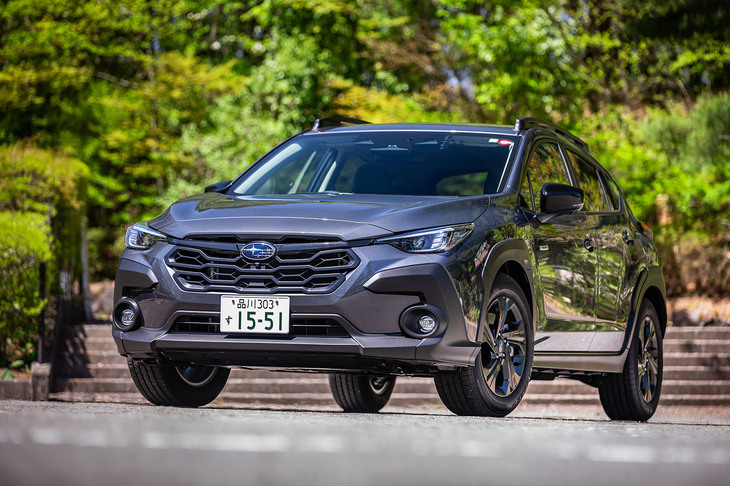 2022年9月に登場した「クロストレック」は、これまで「スバルXV」の名で国内販売されてきたクロスオーバーSUVの最新型。2010年にデビューした「インプレッサXV」から数えて4代目にあたる。