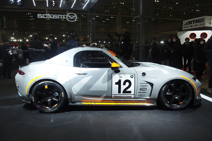 マツダ スピリット レーシング・ロードスターCNFコンセプト