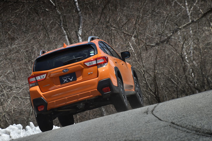 新型ではボディーのフレームワークを一新した。それにより、従来比＋70～100％という大幅な剛性向上を実現した。