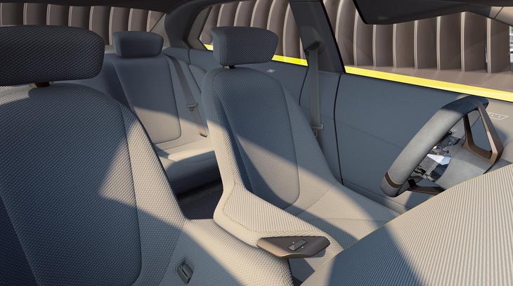 「i Vision Dee」のインテリア。極めてミニマルなデザイン言語で形づくられている。